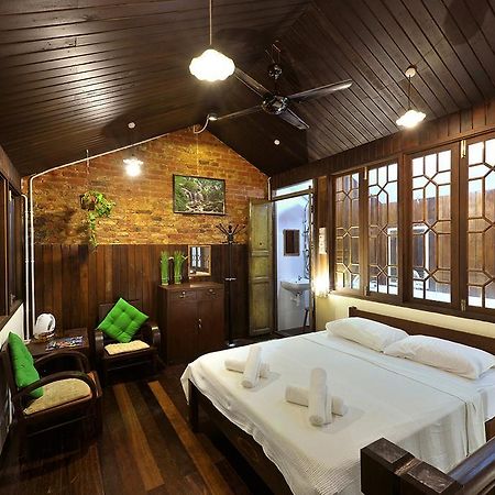 Silver Shine Guesthouse George Town Eksteriør billede